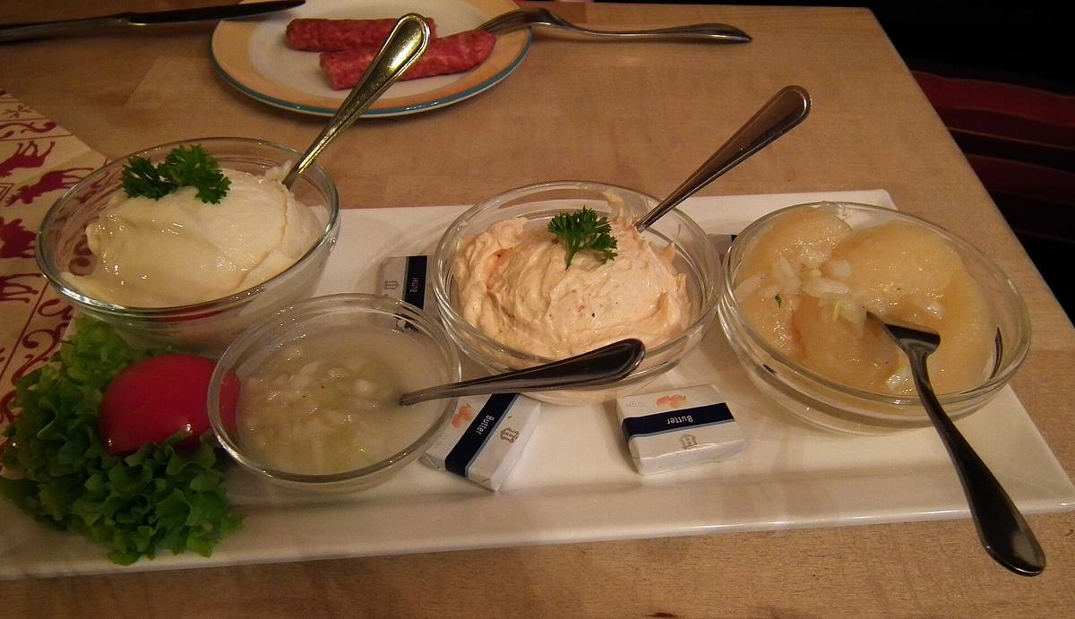 シュプンデケース