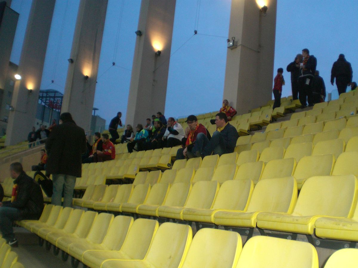 Stade Louis IIのスタンド