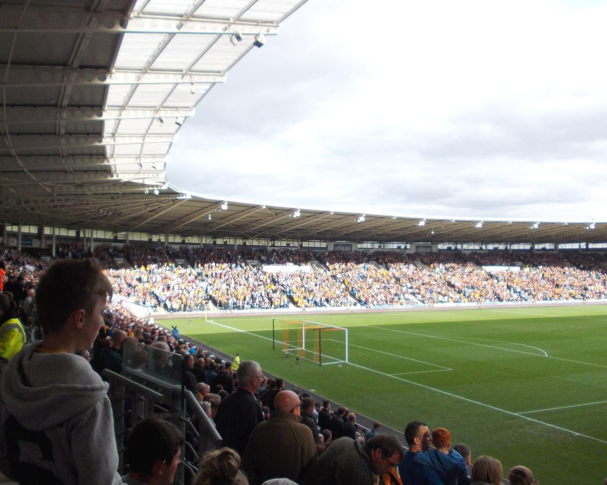 North Stand（アウェー席側）から見たピッチ