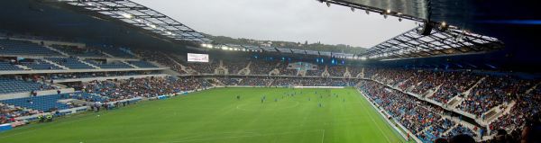Stade Océaneの場内のパノラマ